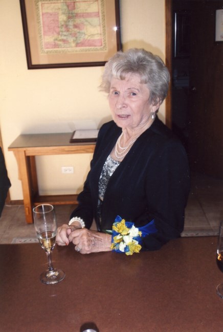 Obituary of Dorothy E. Findlay