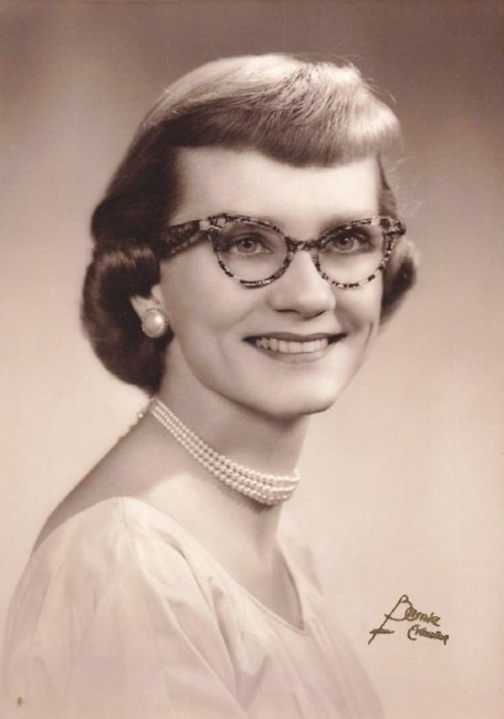 Avis de décès de Joan Valborg Gillespie