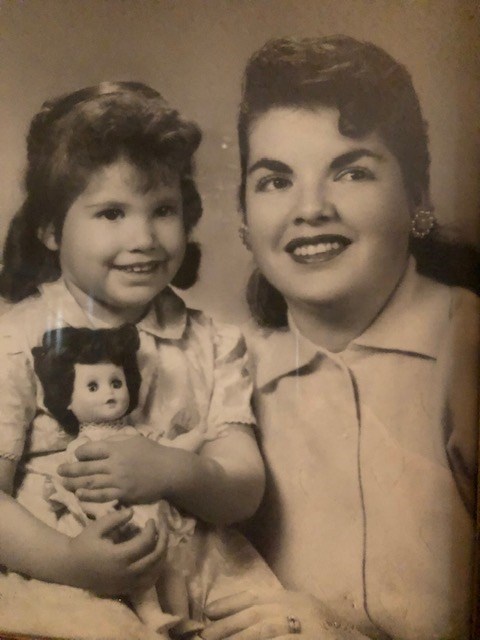 Avis de décès de Dolores Marie Perry