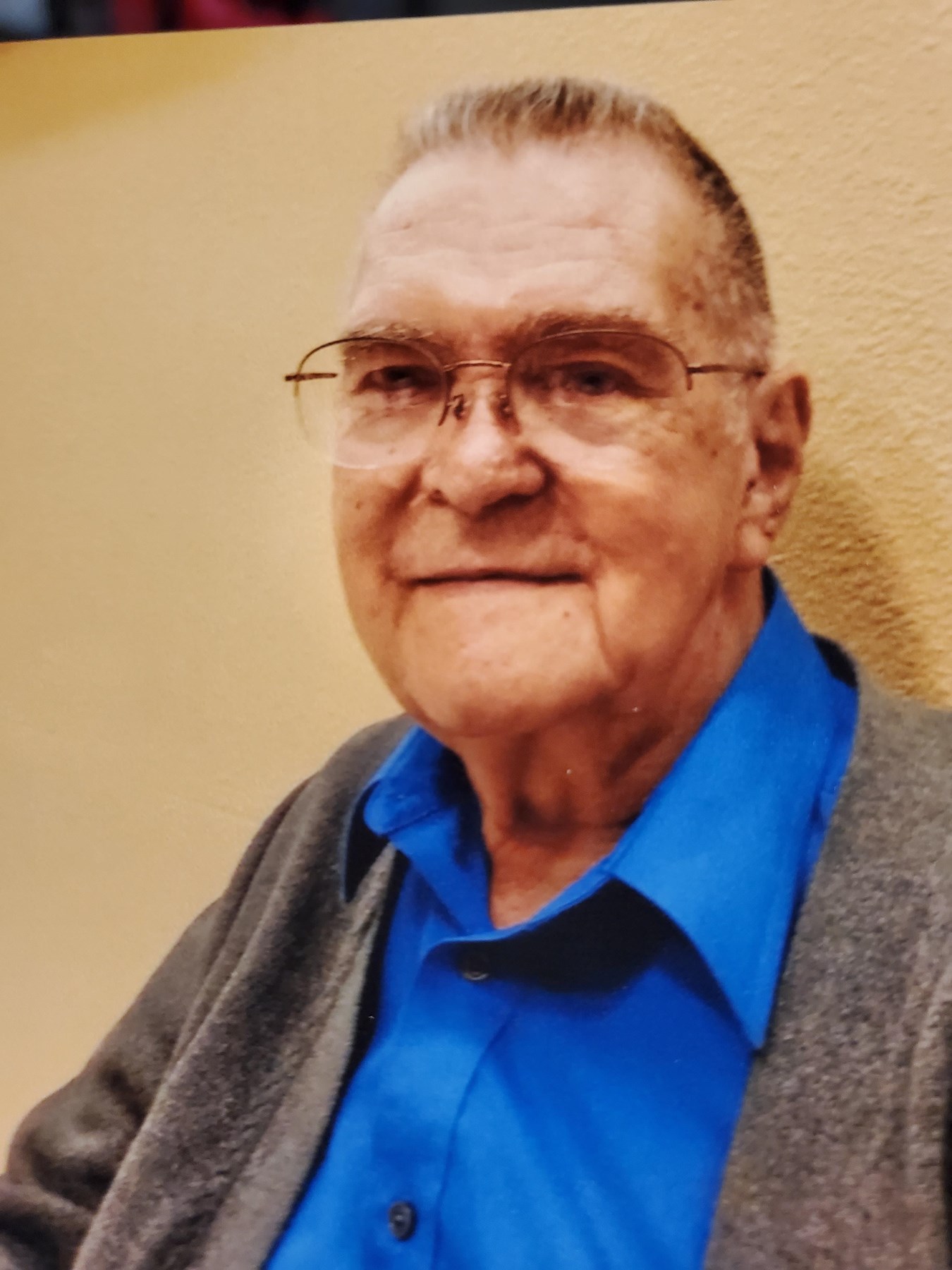 Obituary of Gordon L. Williams