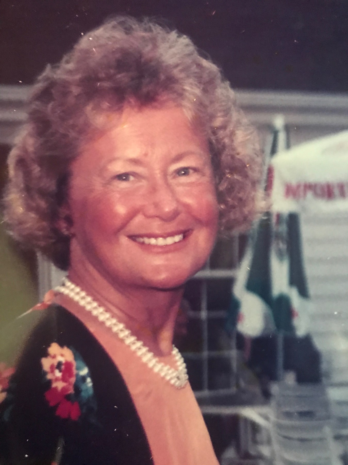 Obituary of Jeanne Delores Walsh
