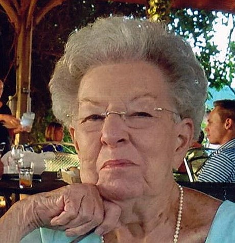 Obituario de Mary M. Klutinis