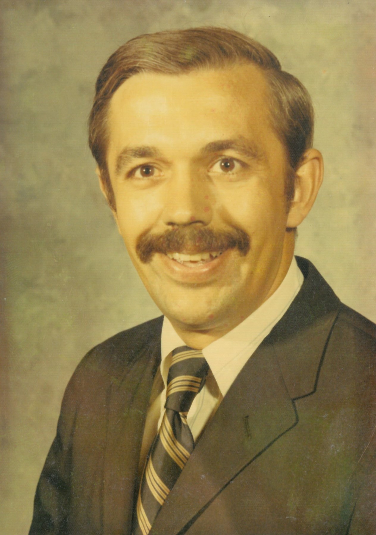 Obituary of Raymond Sasarak