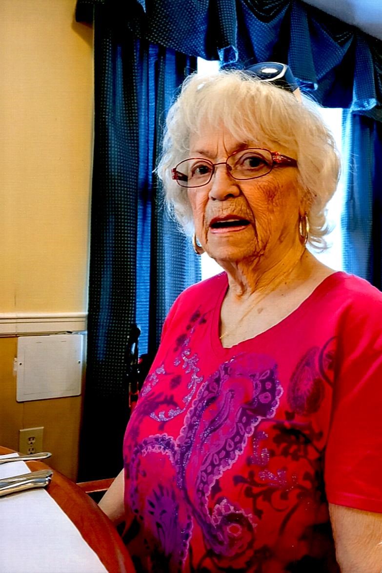 Obituary of Evelyn Parker Tobias