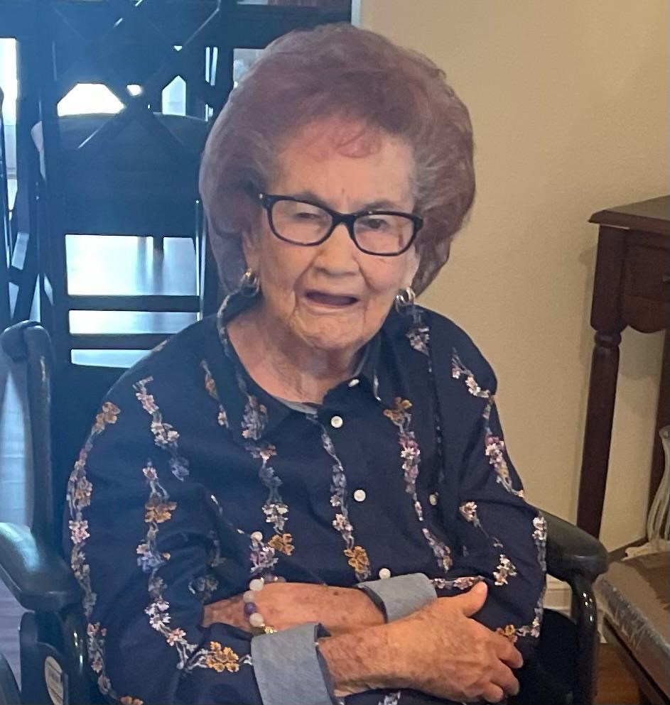 Obituary of Amelia L Quintanilla