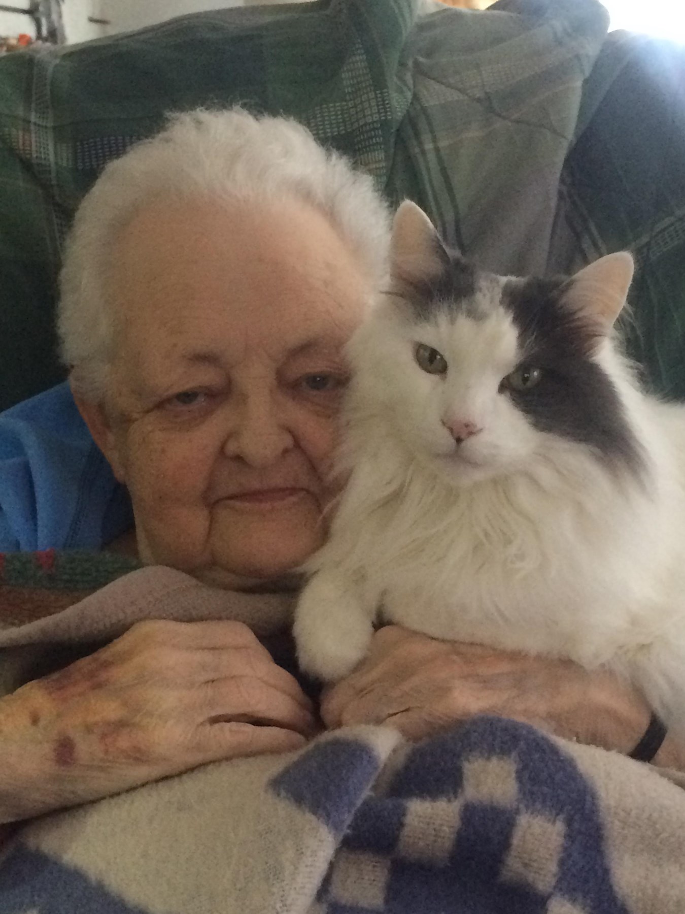 Obituario de Marilyn Reta Dundas