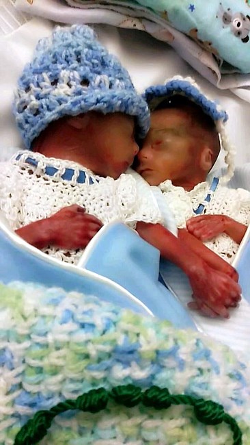 Obituary of Austin Zander and Dallas Gilbertelroy Estrada