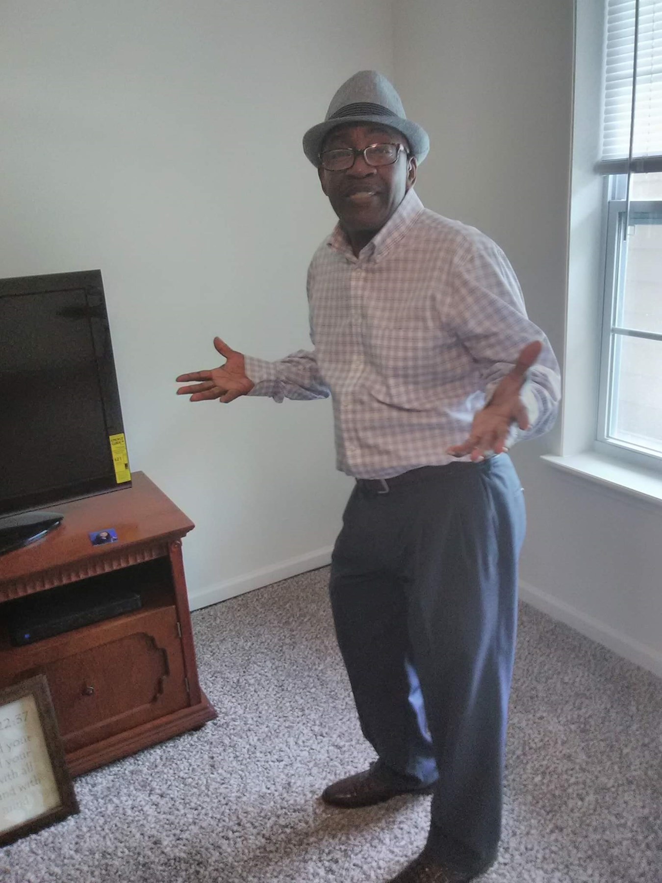 Obituary of Leon Mitchell, Jr.