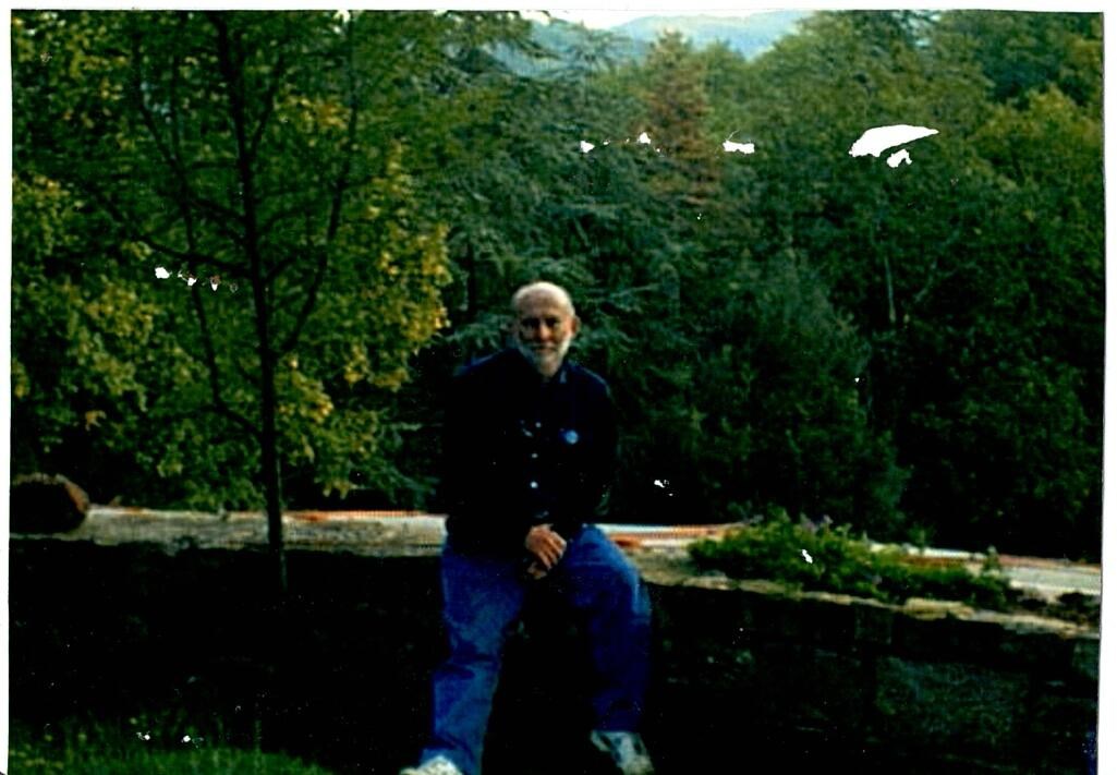 Obituary of Michael Lewis Hollar