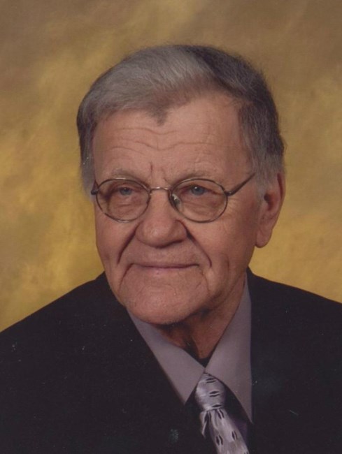 Obituary of Lawrence Fredrick Heuchert
