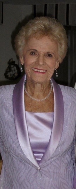 Avis de décès de Evelyn Patricia Napior