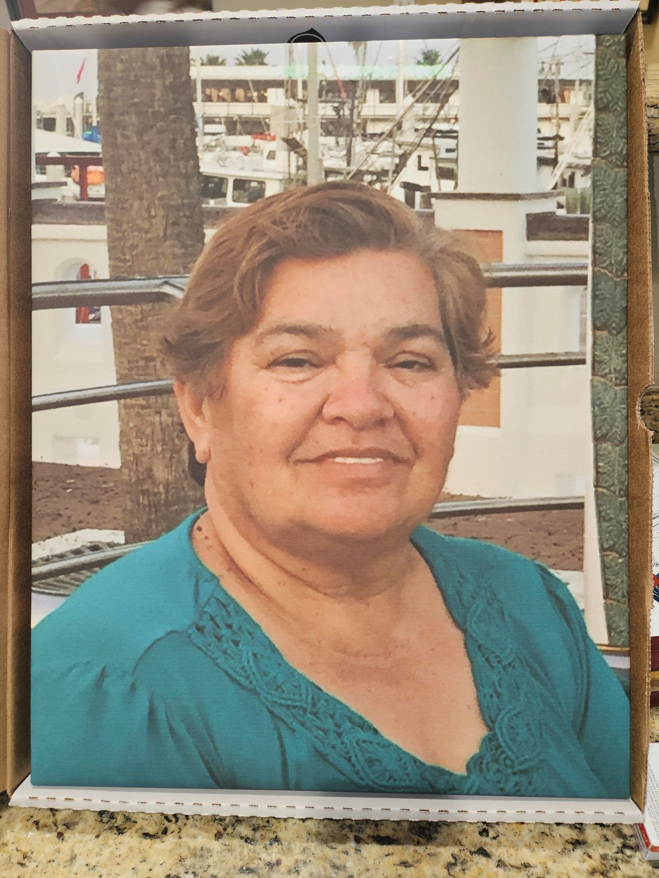 Obituary of Rosa Maria Calderon De De Leon