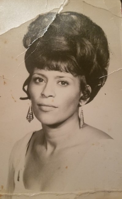 Obituario de Juanita R Dominguez