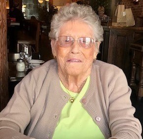 Obituary of Elizabeth R Lyall