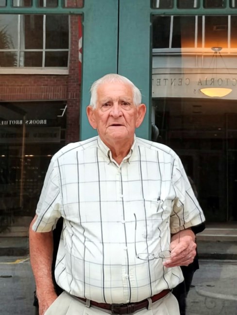 Obituario de David McMillan