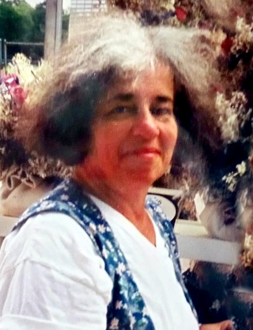 Obituary of Evelyn Davis