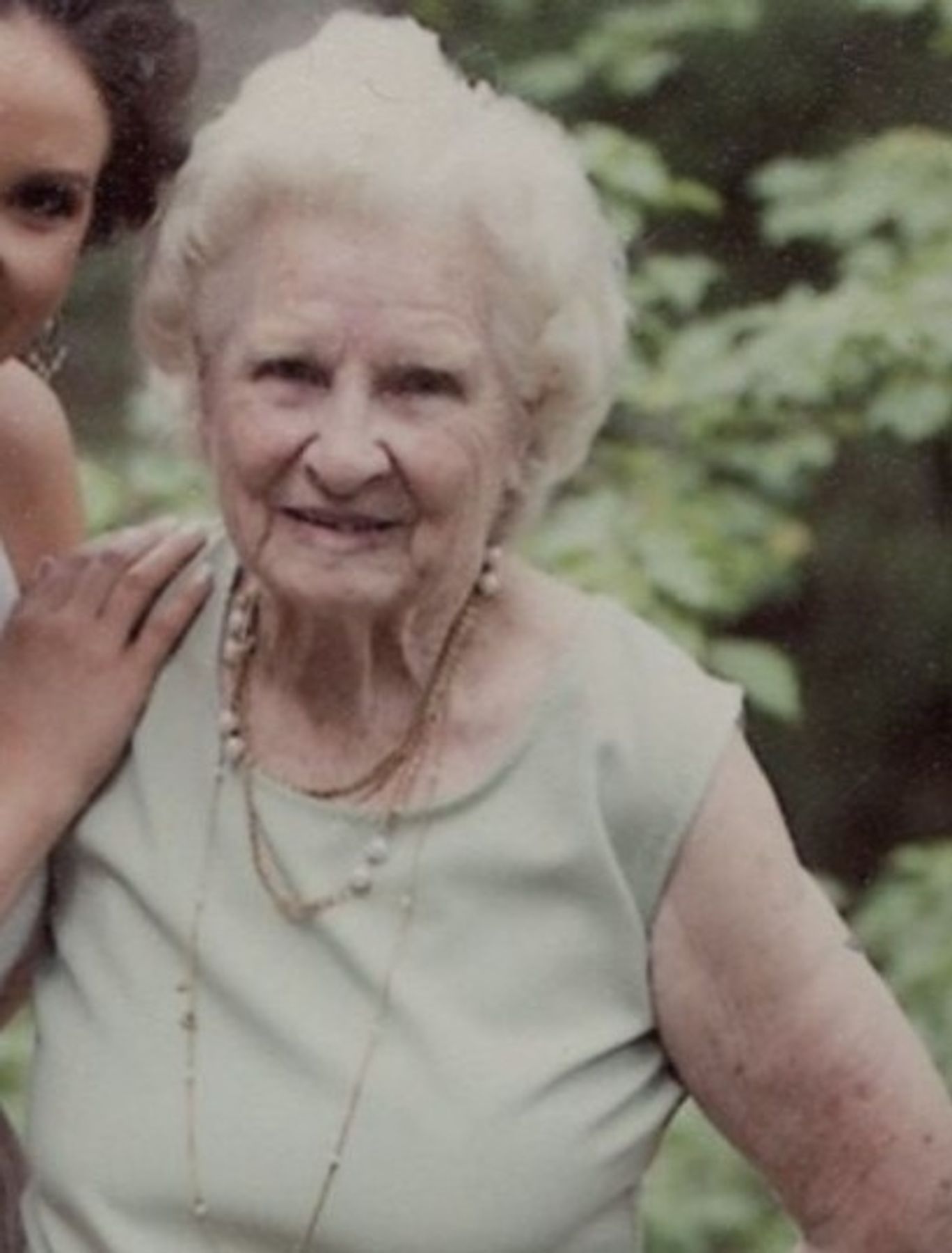 Obituary of Nova L King