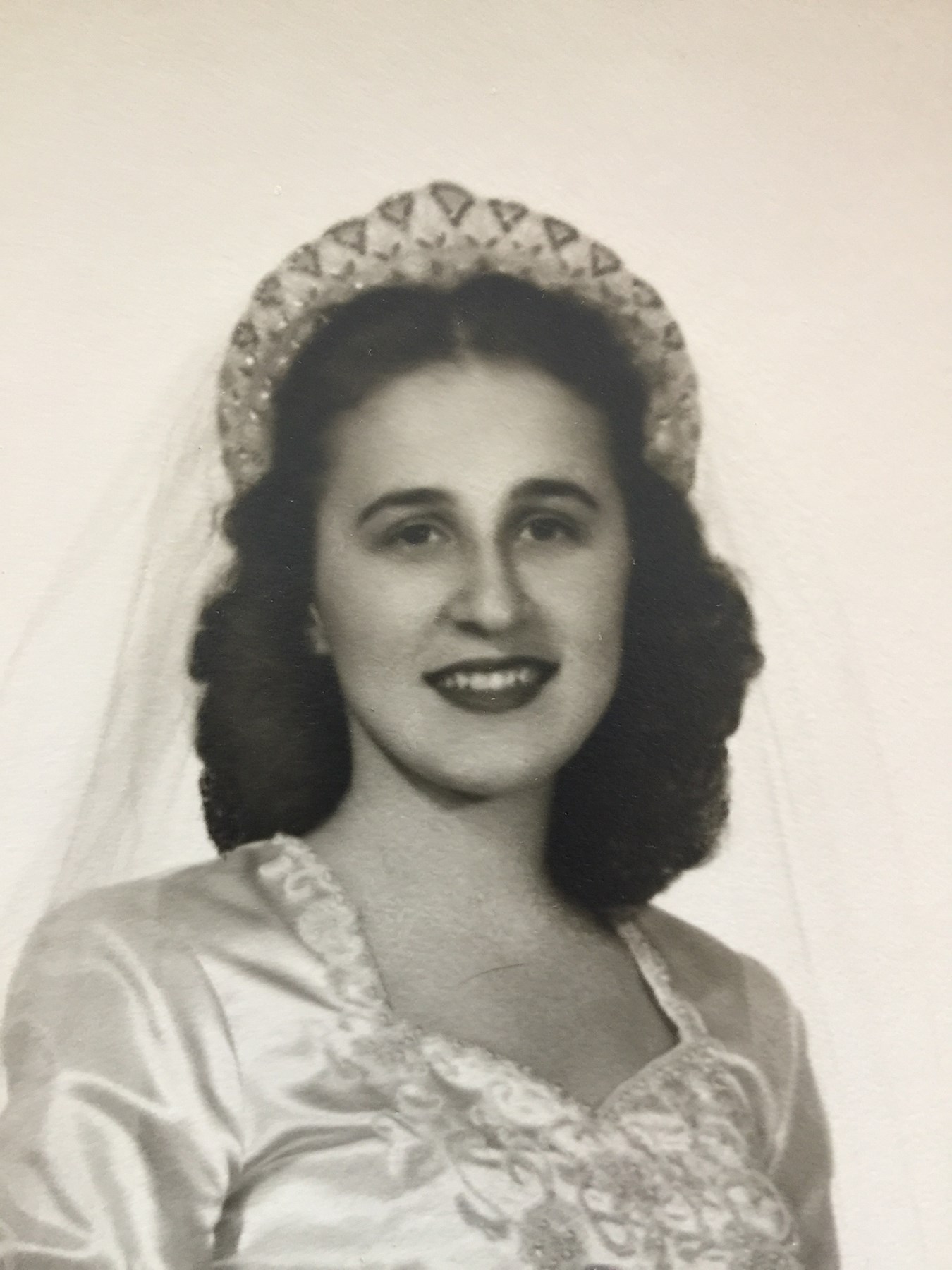 Obituary of Eugenia Cheros Lachanos
