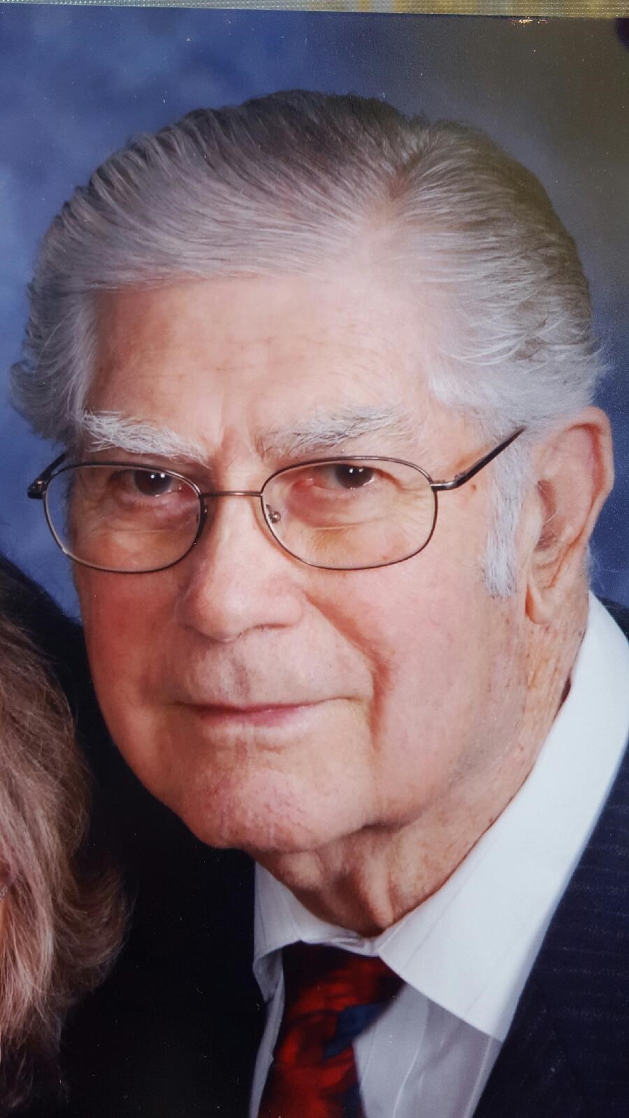 Obituario de Arthur Cary Moore