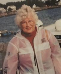 Obituary of Anne Lee Dellastatious