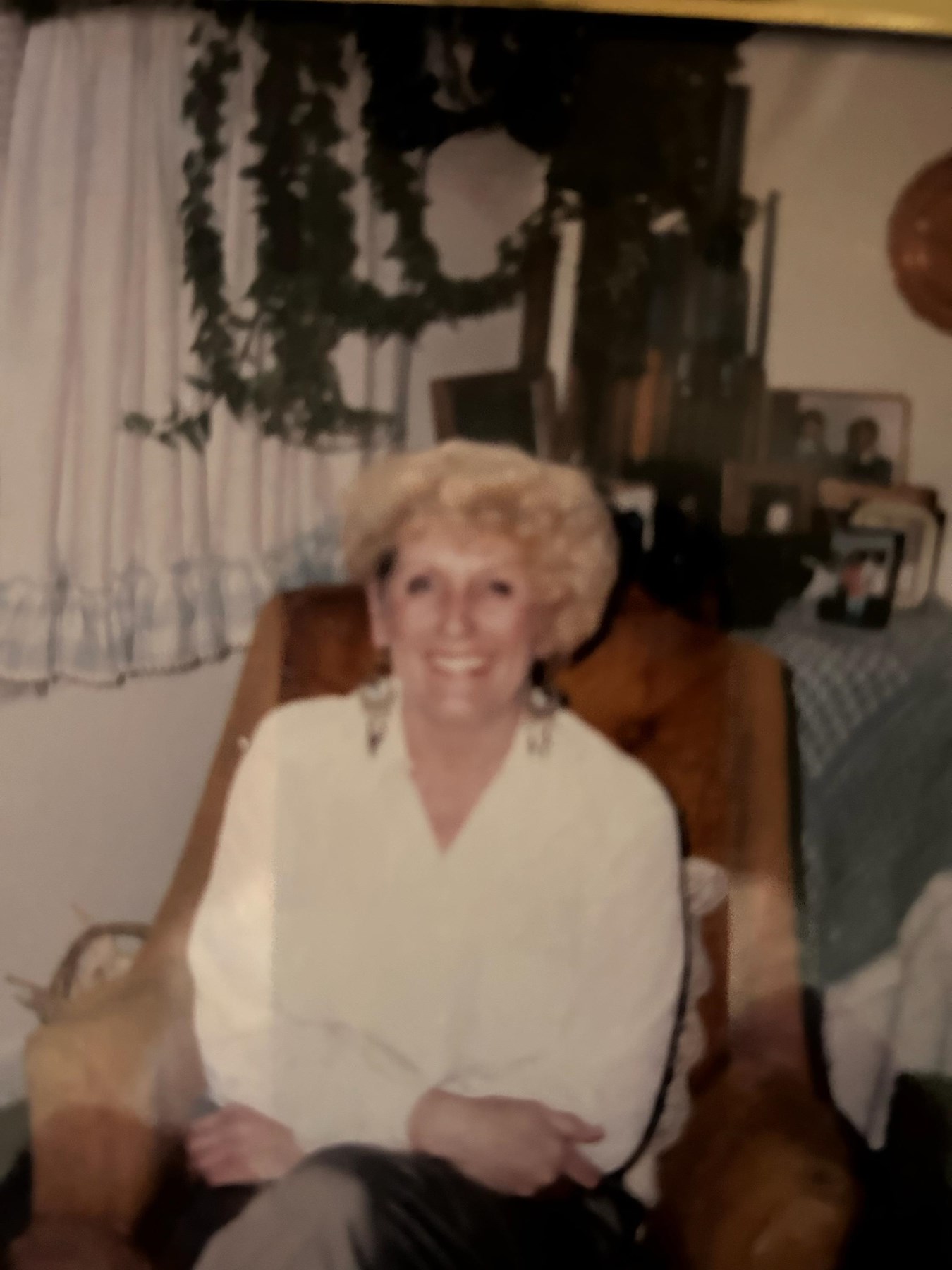 Obituary of Julie Crotzer