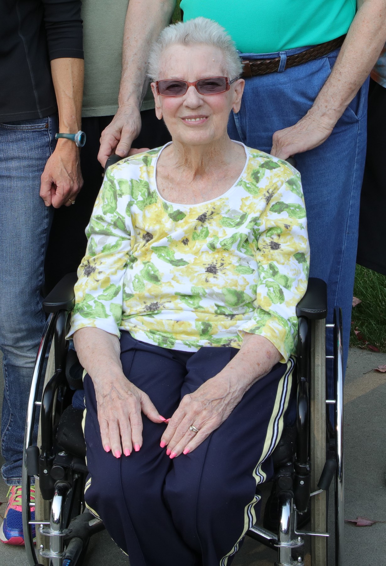 Obituary of Jeanine Mae Lotz