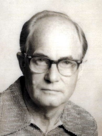 Obituary of Robert John McElroy