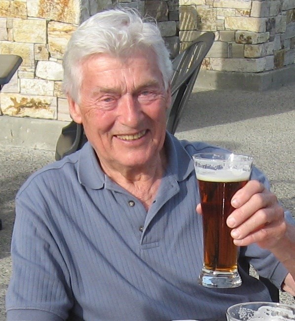 Avis de décès de Walter Ernest McHugh