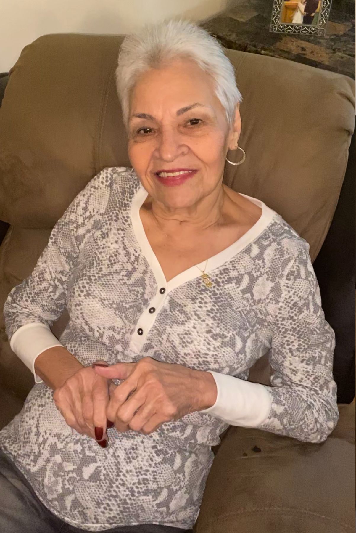 Obituary of Gloria Santiago