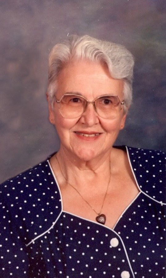 Obituary of Eva Mills