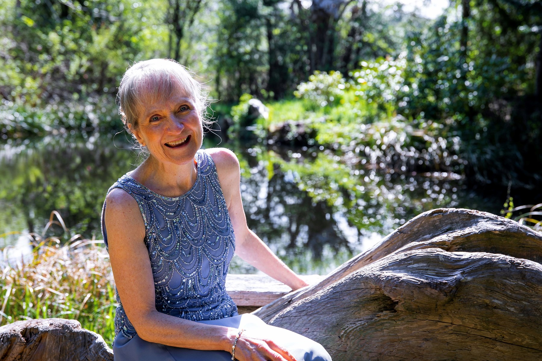 Obituario de Anne Kathleen (Dunton) McCaffrey-Postal