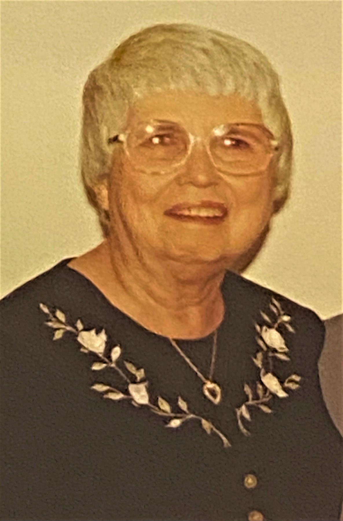 Obituary of Charlotte Pearl McMullen
