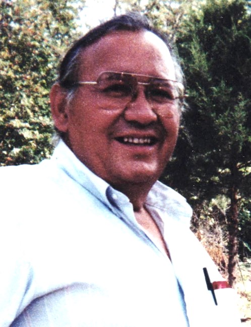 Obituario de Raymond Vann