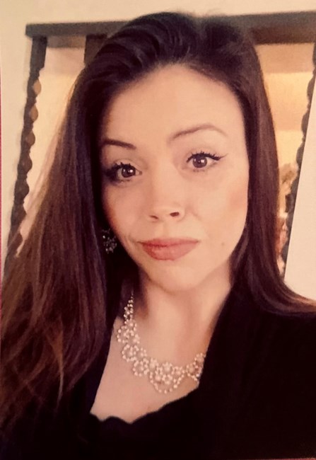 Obituary of Nicole Dawn Compton