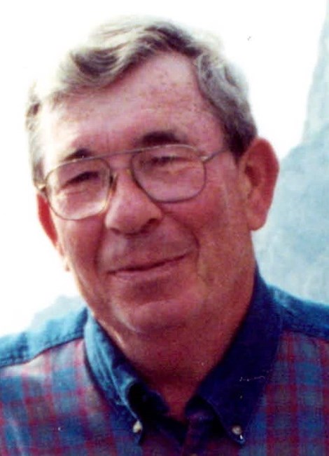 Obituary of Thomas J Farrell