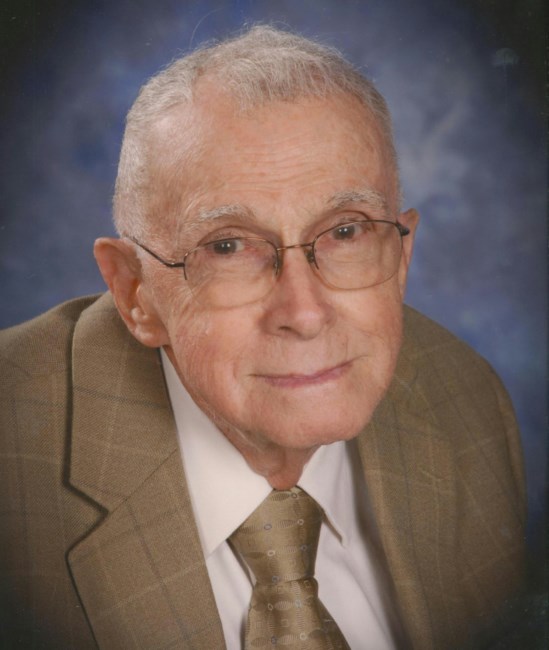 Obituario de Kenneth E. Lee