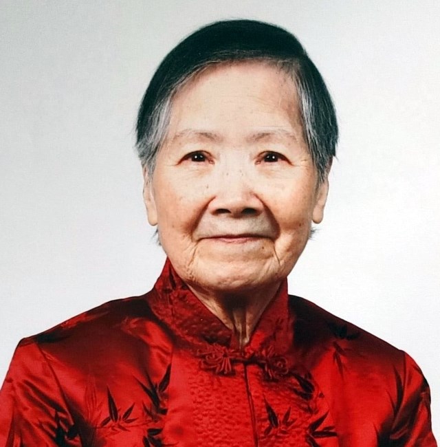Obituario de Mrs. Suk Wah Mok