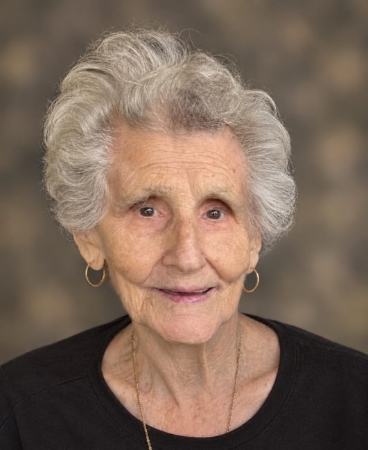 Obituary of Teresa Aura Pereira