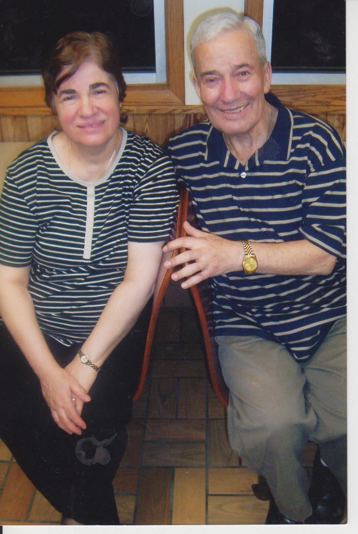 Obituary of Helen Kapogiannis