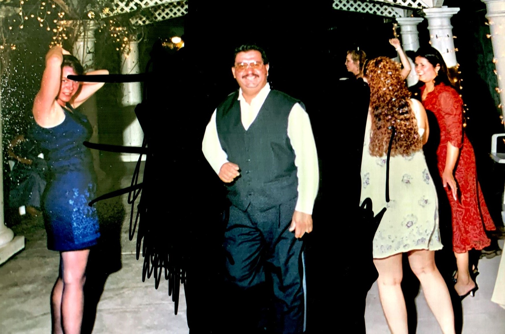 Obituario de George Lopez