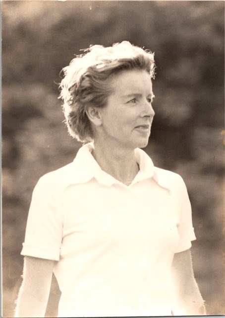 Obituario de Joan Frances Hogan