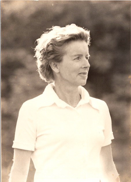 Obituario de Joan Frances Hogan