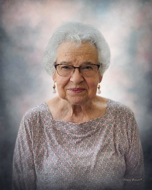 Obituary of Gloria Law