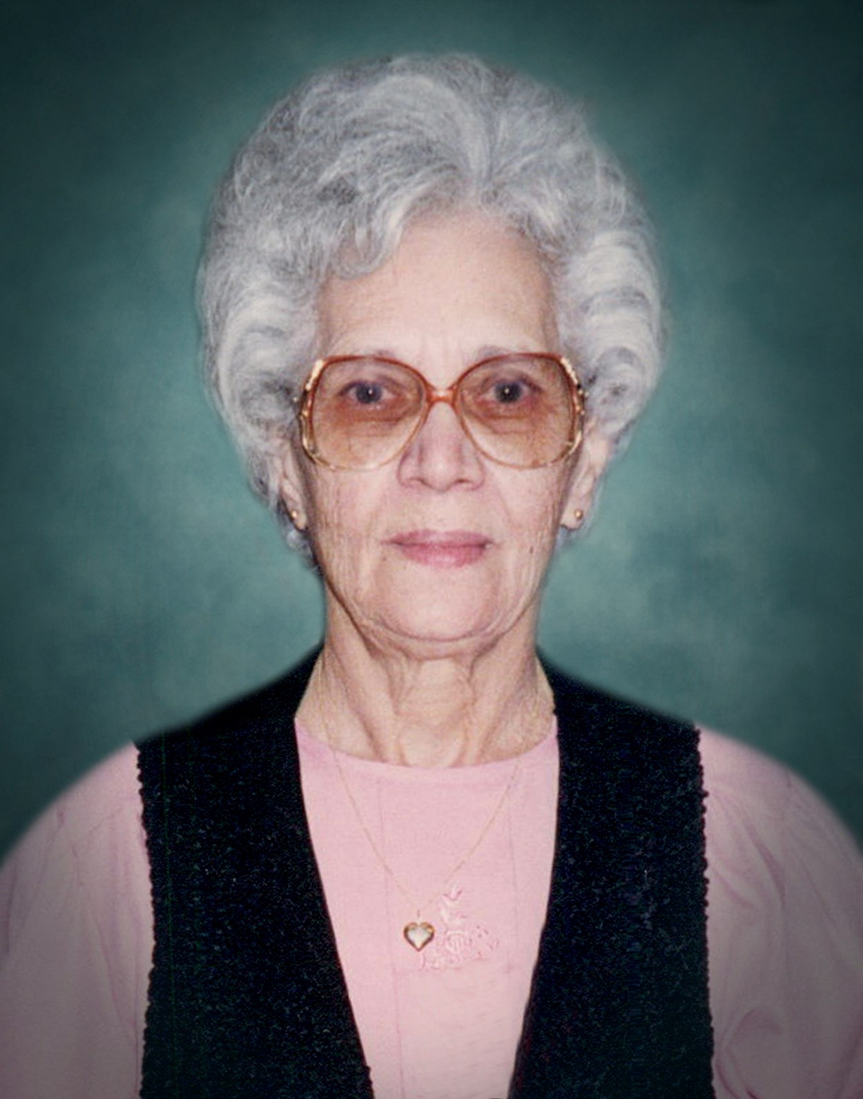 Obituary of Alena Mae Hughes