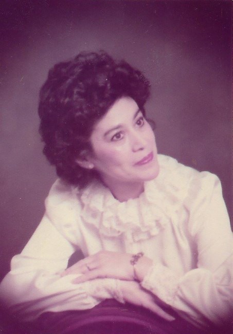 Obituary of Maria Consuelo Mueller