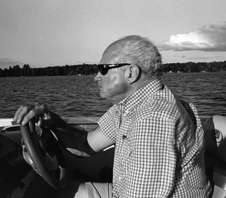 obituary image