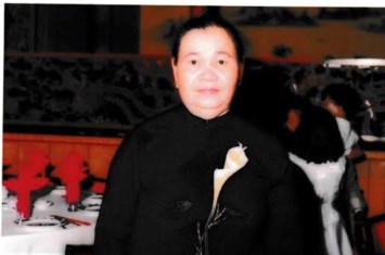 Obituary of Hoa Thi Le