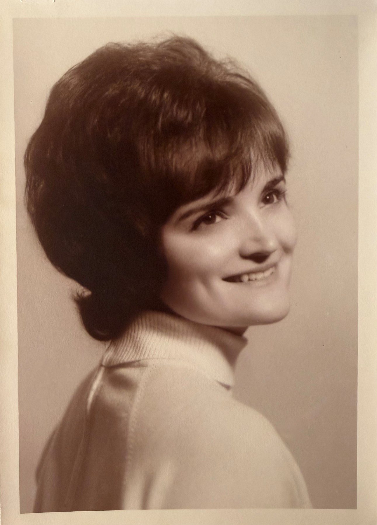 Obituary of Regina Ann Roy