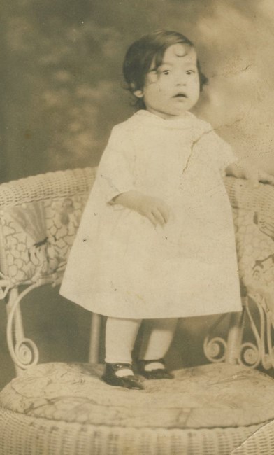 Obituary of Evangelina Barrientes