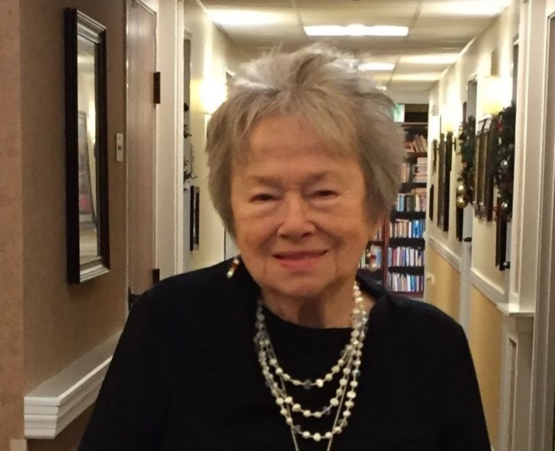 Obituary of Gayle M. (Norris) Bishop